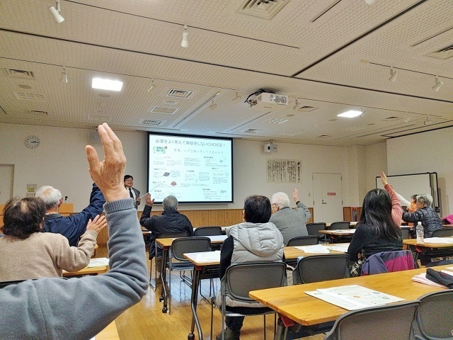 多くの参加者がLEDに